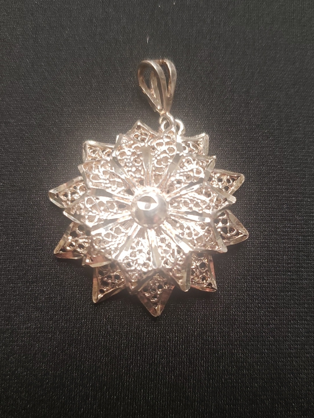 Vintage Sterling Silver NF 925 Filigree Floral Pendant.
